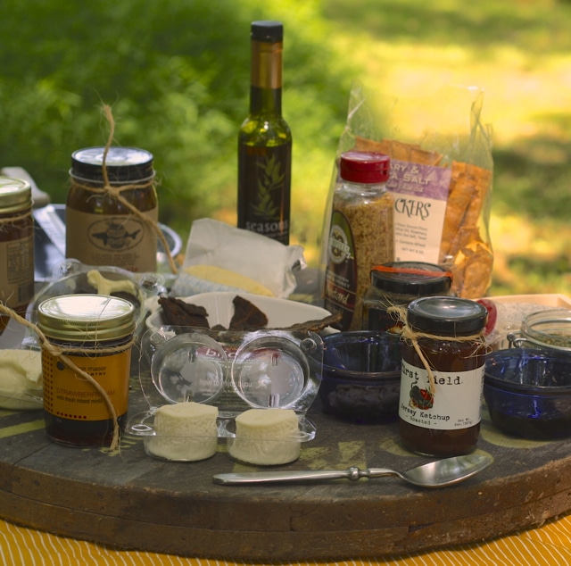 With Phoebe s Pure Food s Help Score A No Fuss Dinner Party In A Box 