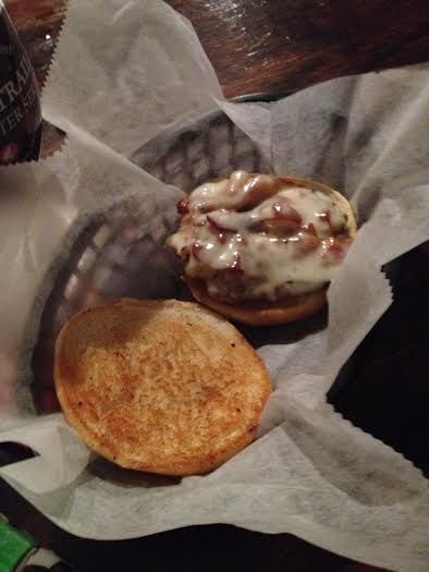 Pappou's burger
