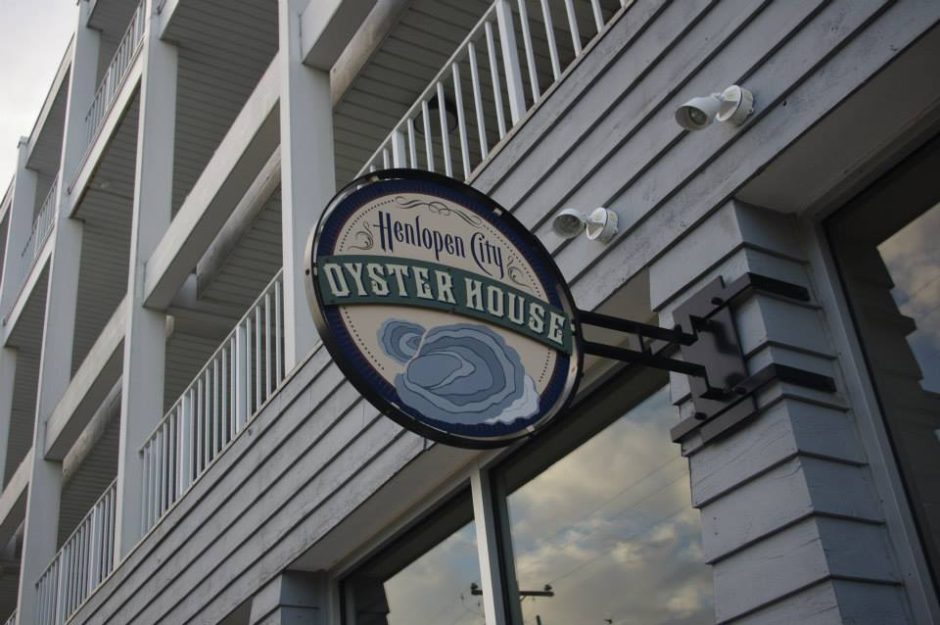 Henlopen City Oyster House