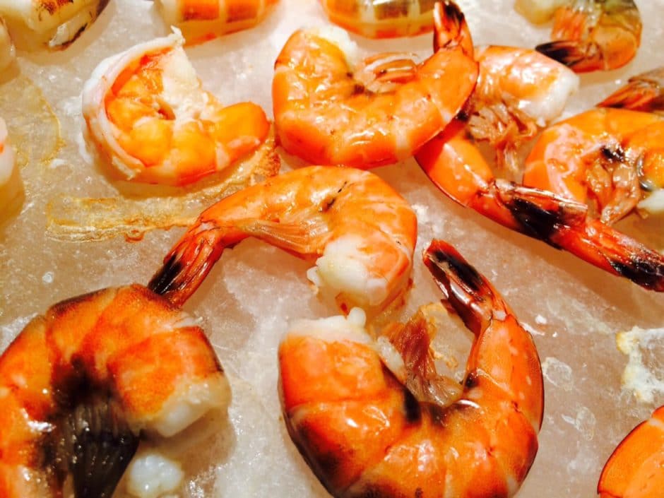 salt plate cooked shrimp close up