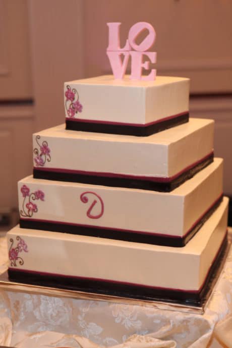 Desmond wedding cake