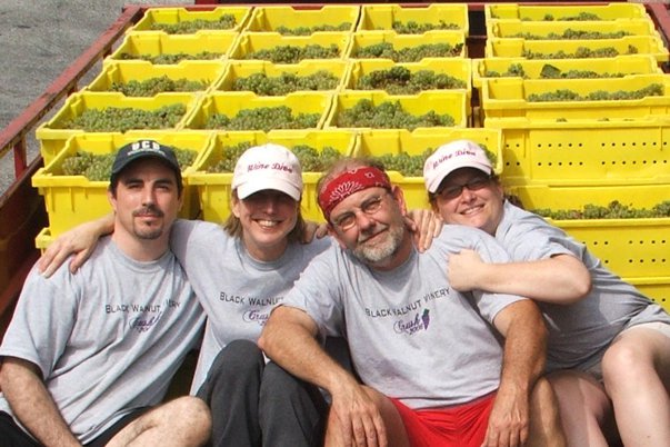 Black Walnut Winery owners 2
