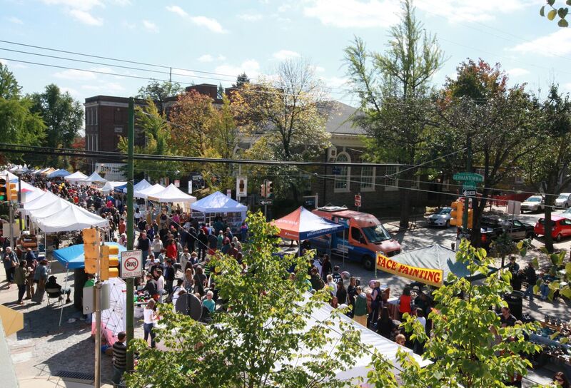 fall-for-the-arts-ch-business-district