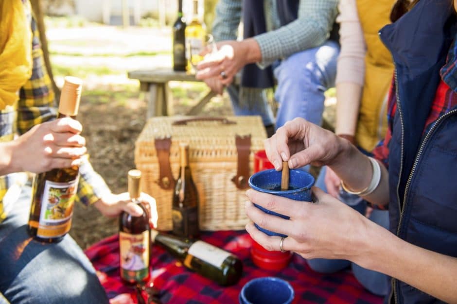 fall-picnic-alexandra-whitney