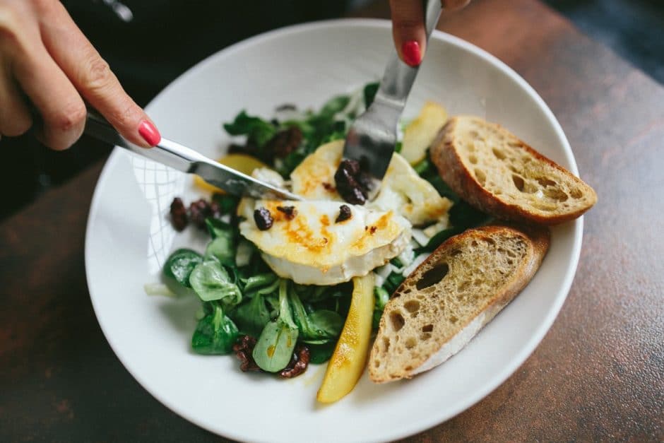 salad-with-goat-cheese