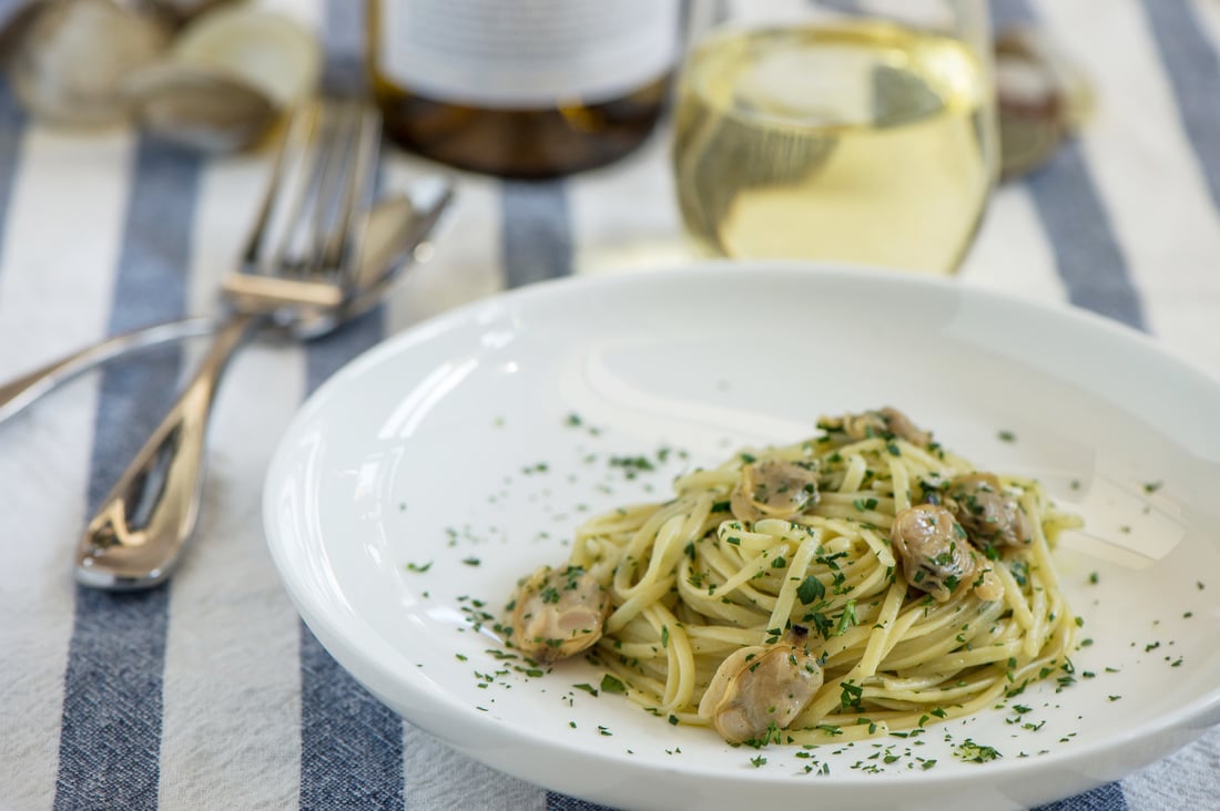 Chardonnay-Infused Linguini and Clam Sauce