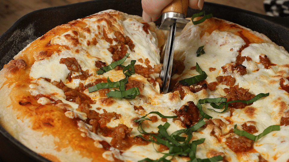 skillet pizza