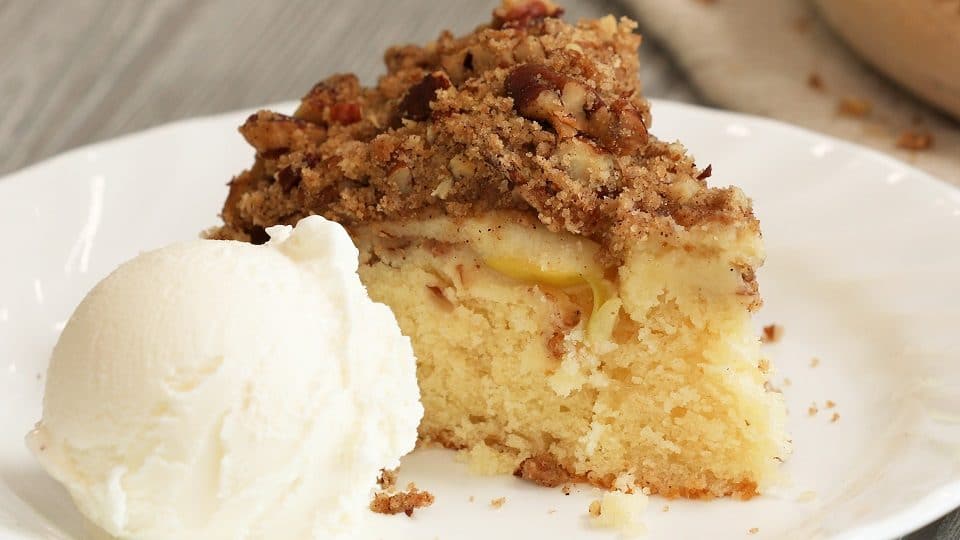 Apple Streusel Cake