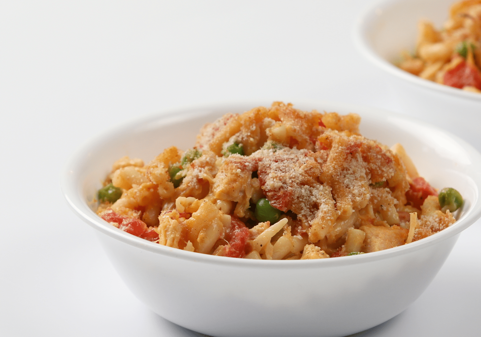 Nourish PA: Baked Mac and Cheese with Tomatoes, Peas and Chicken