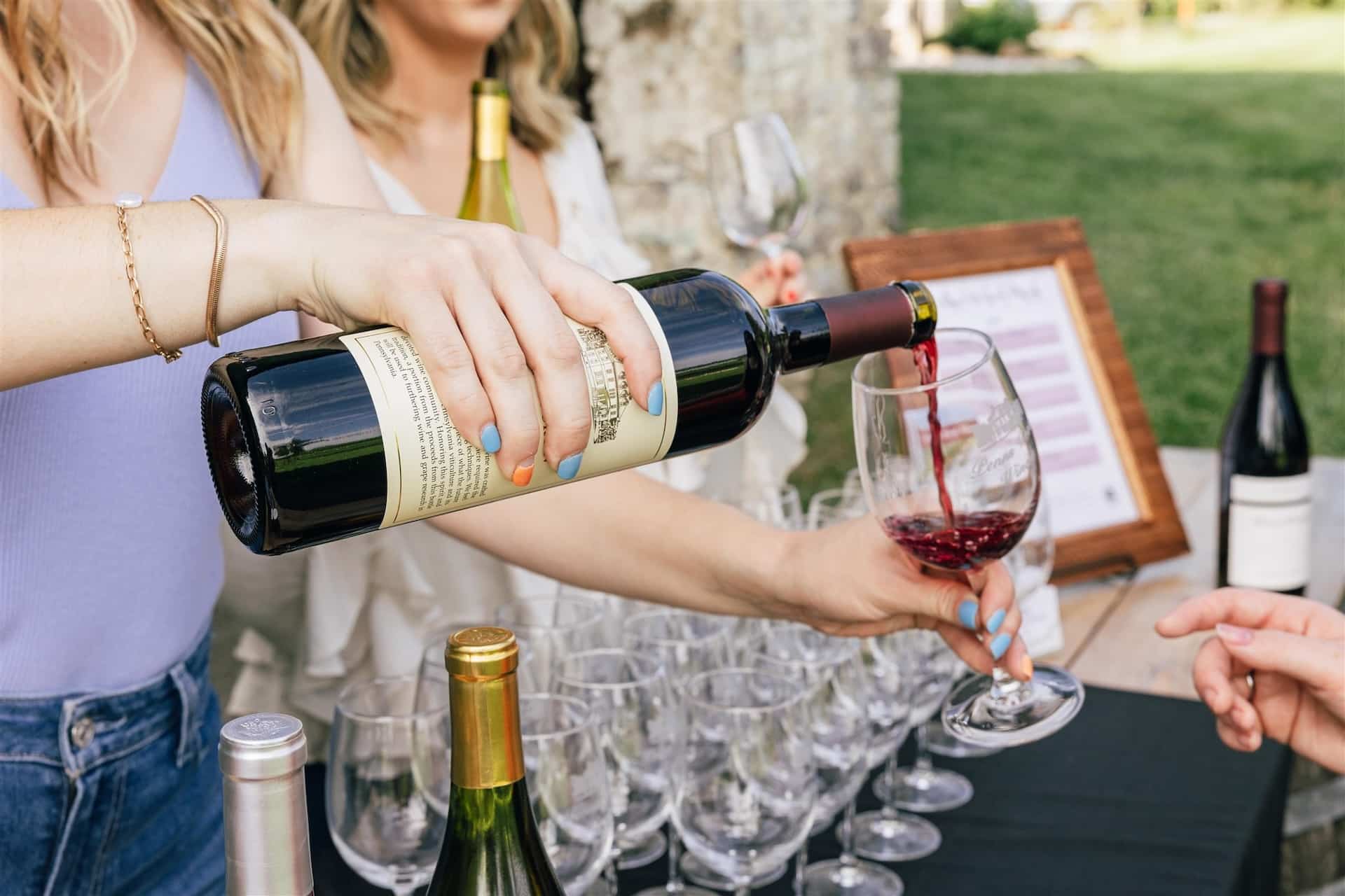 Penns Woods Winery pour glass