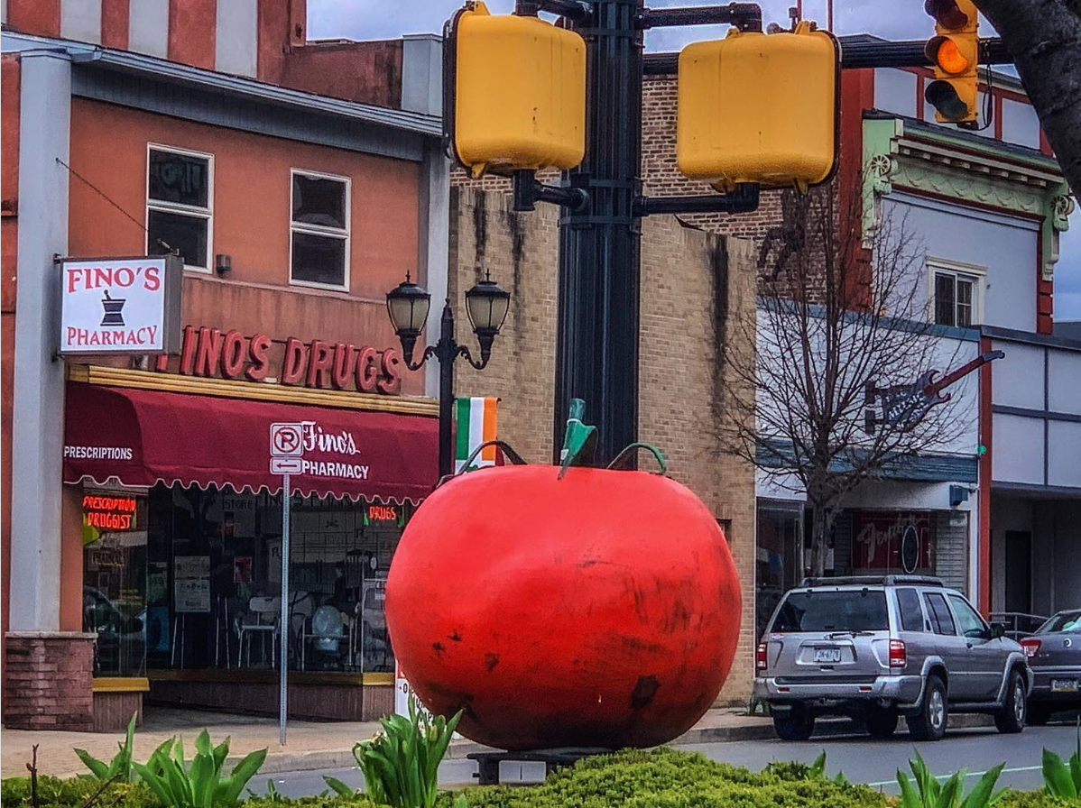 A tomato monument in downtown Pittston.