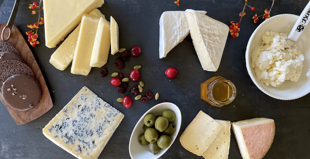 BIrchrun HIlls Farm Horseshoe Trail Holiday Box assortment