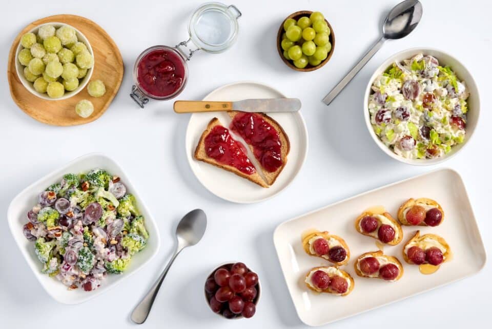 Nourish PA ways to use grapes in simple recipes.