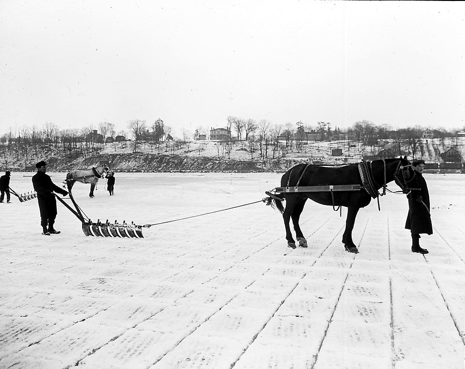 Hudson River ice harvesting.