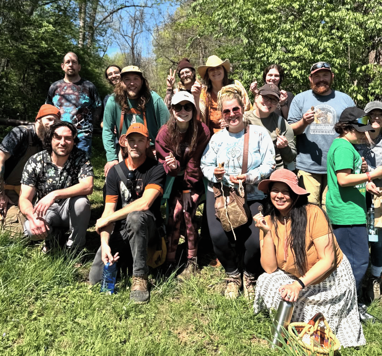 A morel foraging foray group at MorelFest in Gettysburg, Pennsylvania.